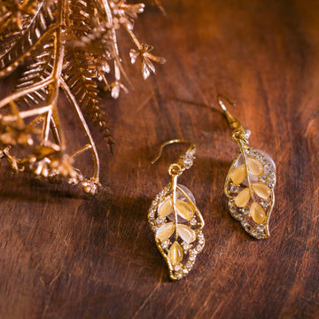 Leaf earring crystal