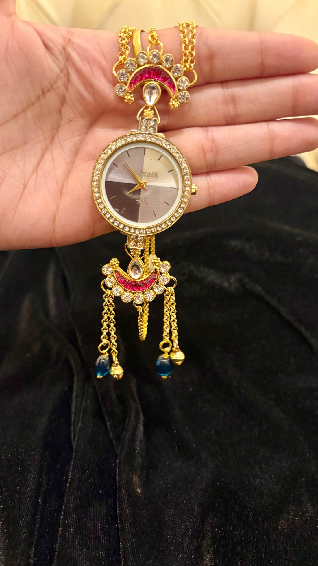 Noor Watch