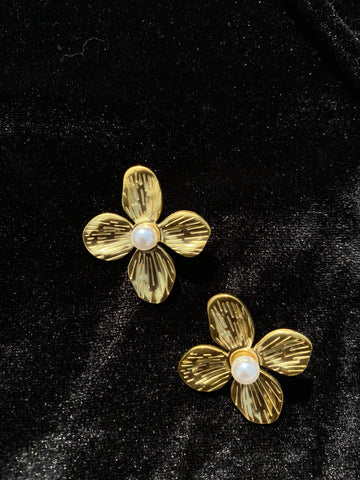 Pearl Flower