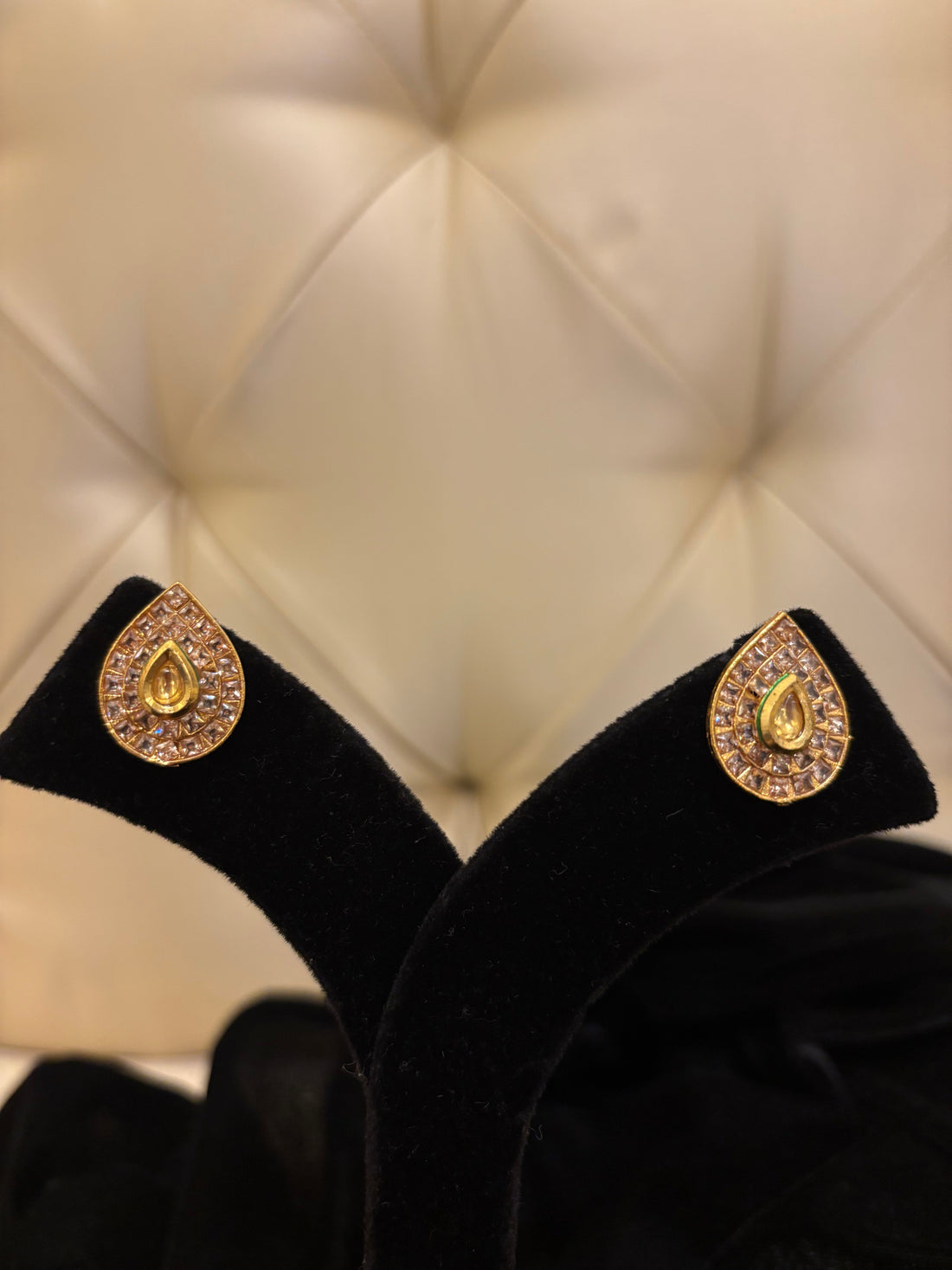 Ambi studs