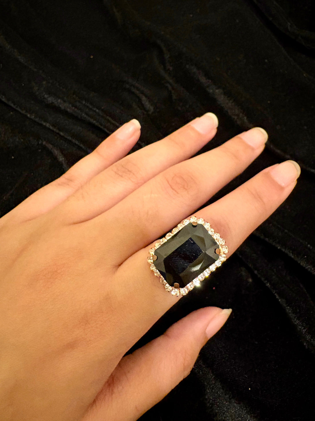 Charcoal ring
