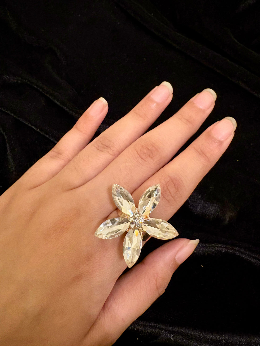Petal ring